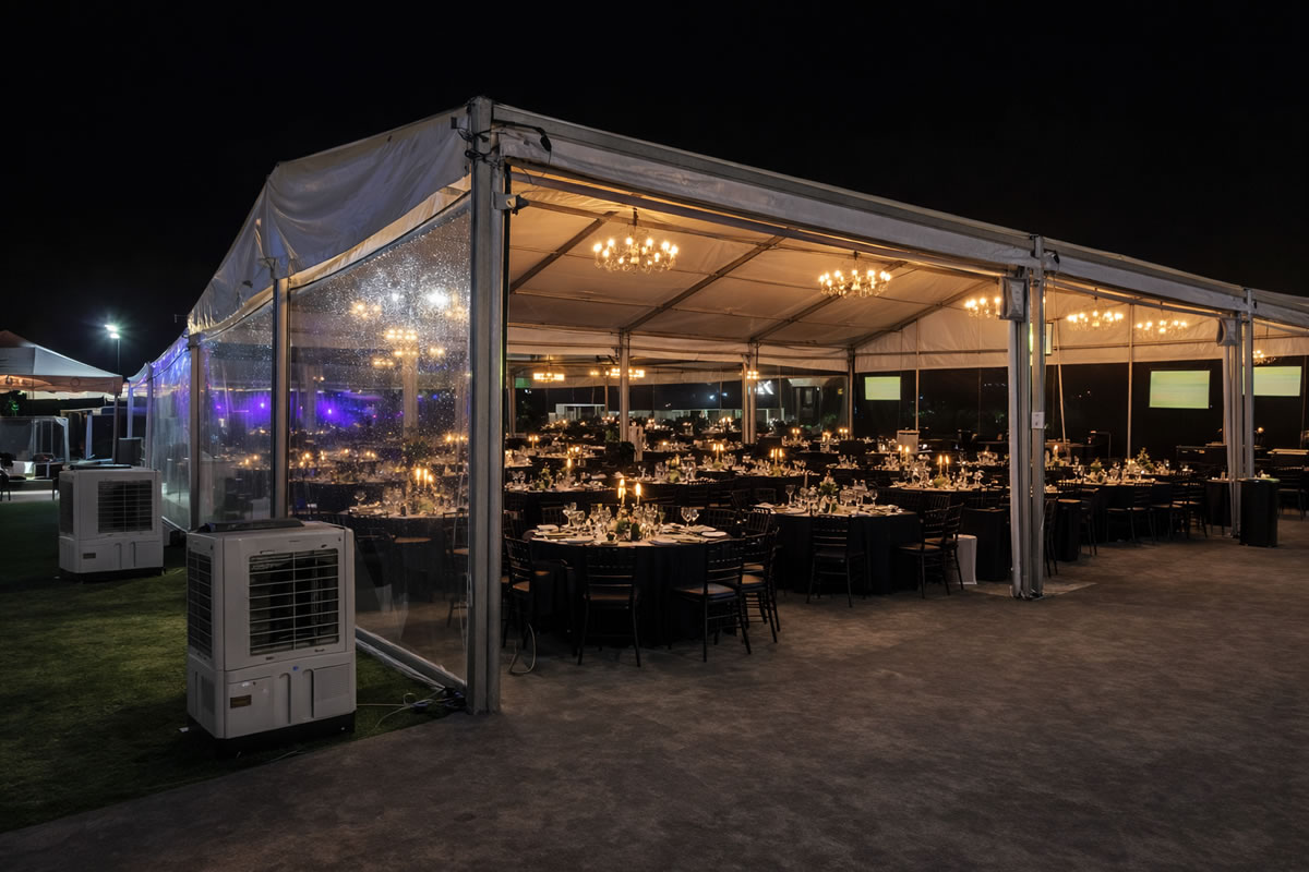 Ambiente cubierto para evento social o corporativo
